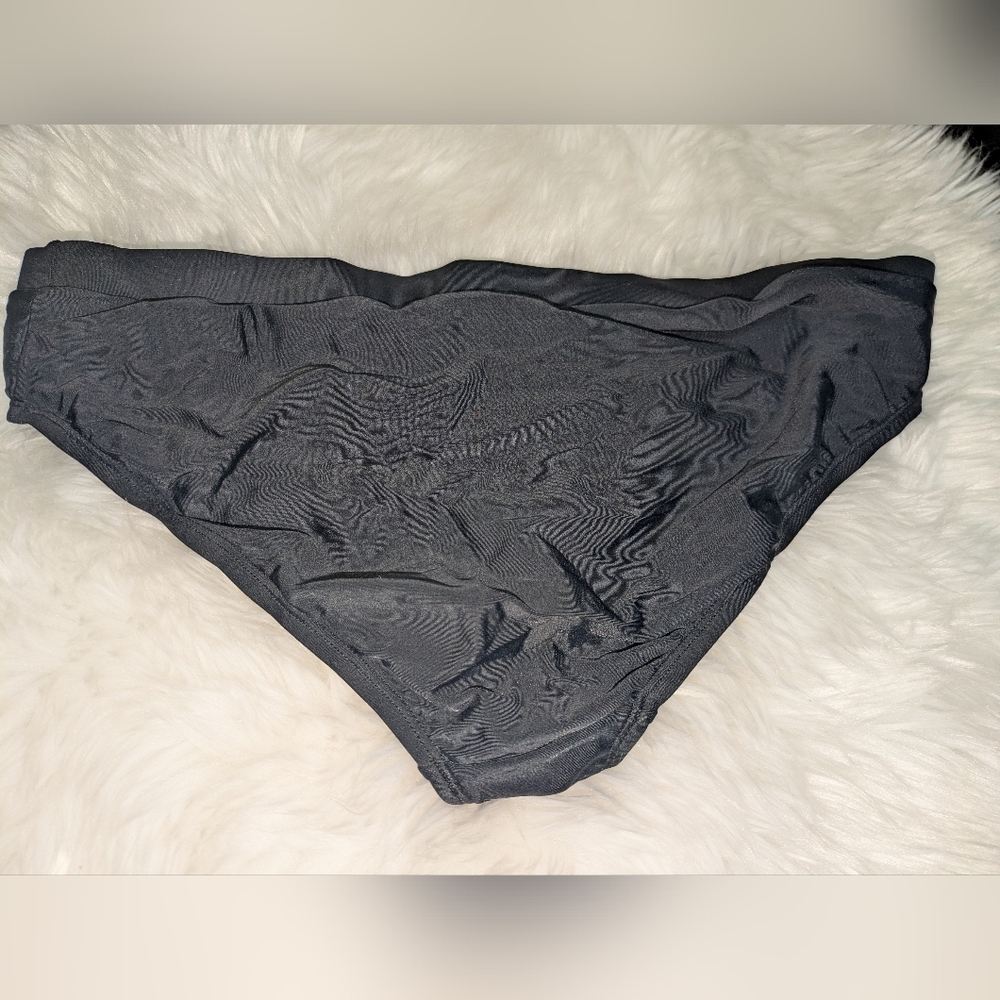 Liz Lange Women's Maternity Black Bathing Suit Bikini Bottom. Size M EUC - Picture 2 of 7
